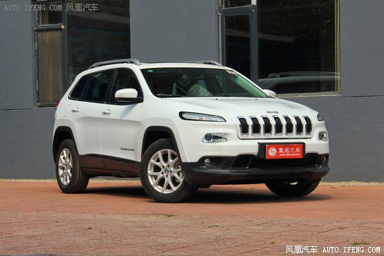 2015款 JEEP自由光 2.4L 精英版