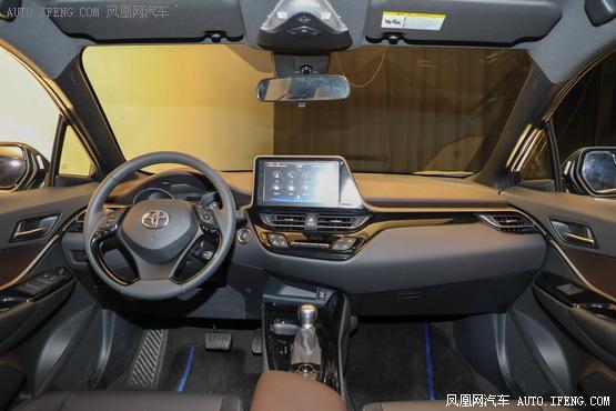2018款 丰田C-HR 2.0L 自动基本型