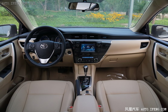 2014款 丰田卡罗拉 1.8L PREMIUM 至高版