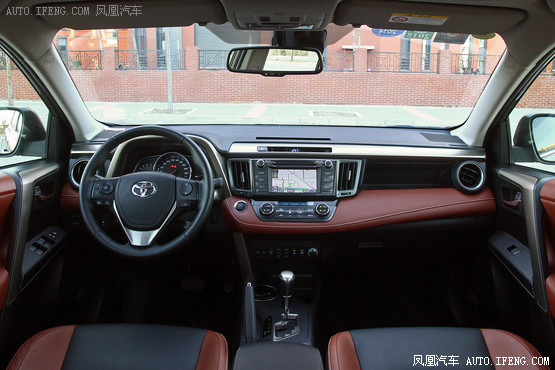 2014款 丰田RAV4 2.5L 自动四驱尊贵版
