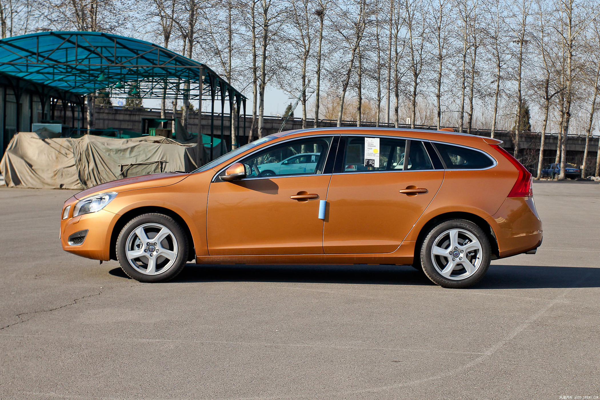 沃尔沃v60新车报价(沃尔沃v60新车报价2022)