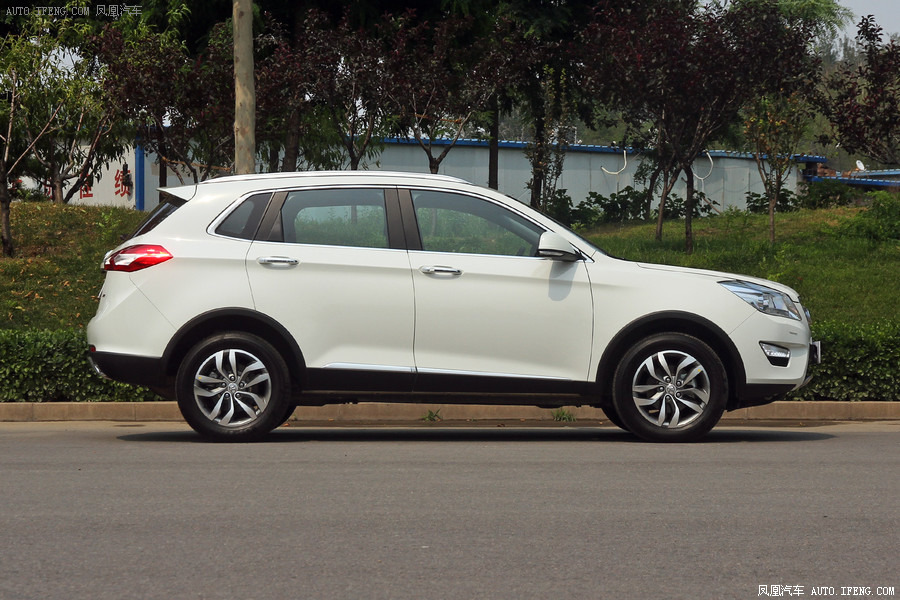 汽车图片 北京汽车 绅宝x65 2015款 2.