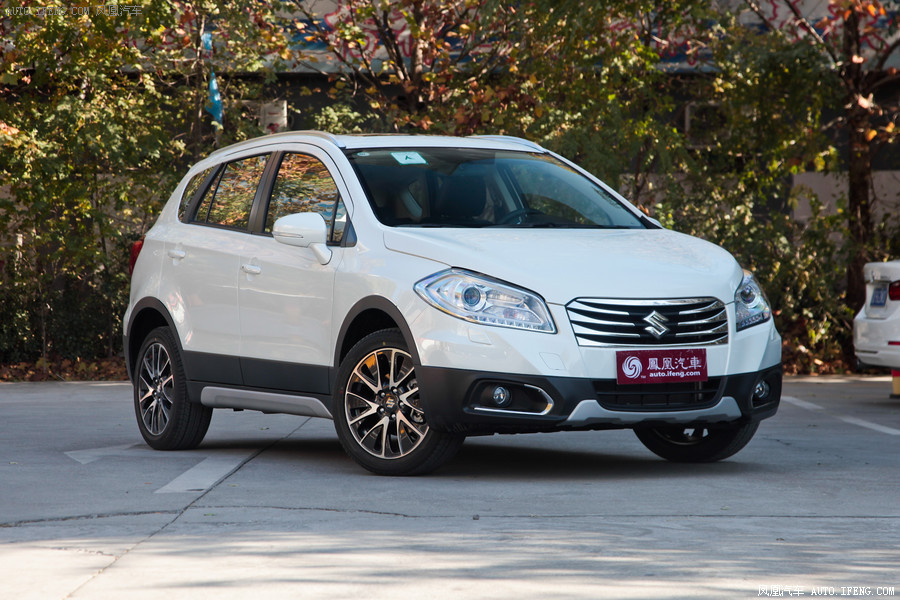 6l cvt四驱尊贵型图片 铃木_汽车图库_凤凰网汽车