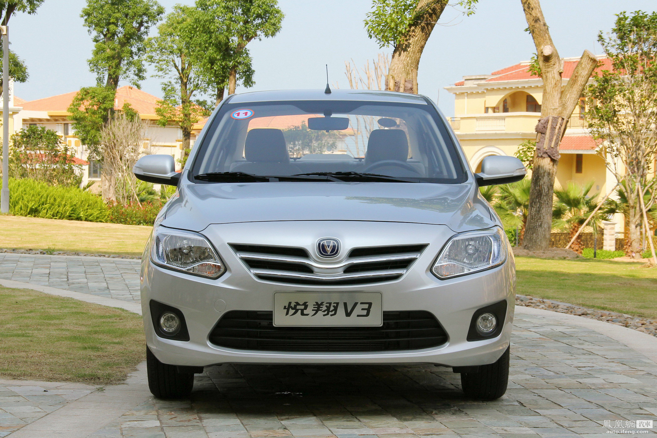 3l 手動豪華型圖片 長安_汽車圖庫_鳳凰網汽車_1490571