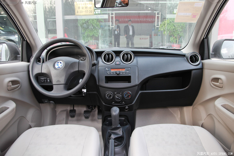 汽车图片 东风启辰 启辰r30 2014款 1.